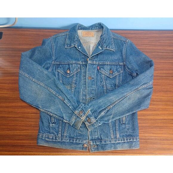 Vintage Levi Strauss 90's Dark Blue Jean Jacket Coat Button Size 40L Rider/Biker - Picture 15 of 15